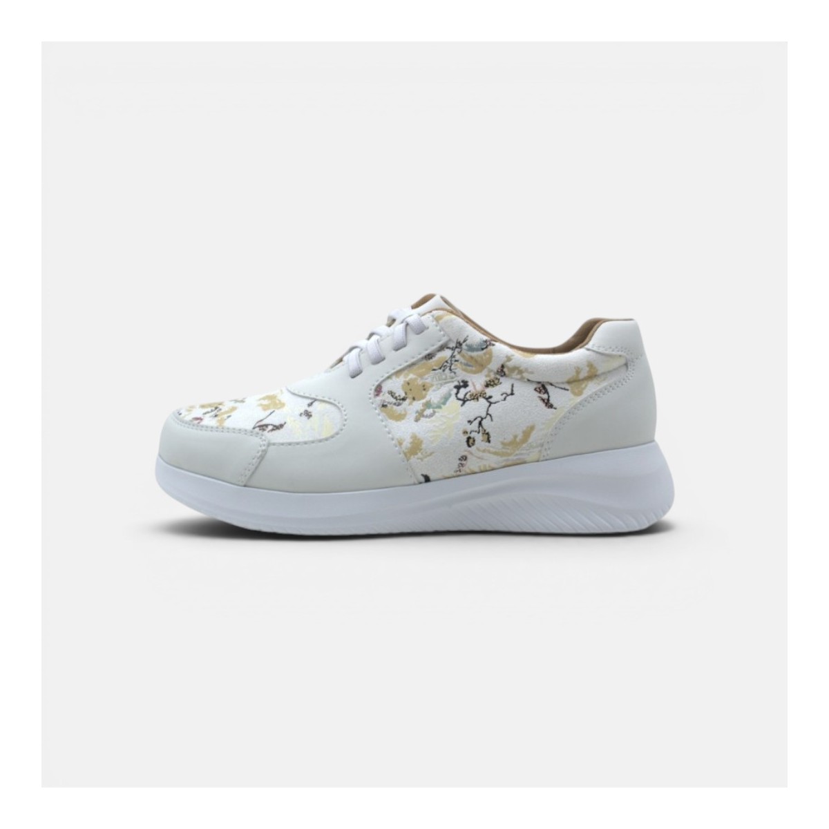 Vira Wide Fit Slip-ons - Kimono White