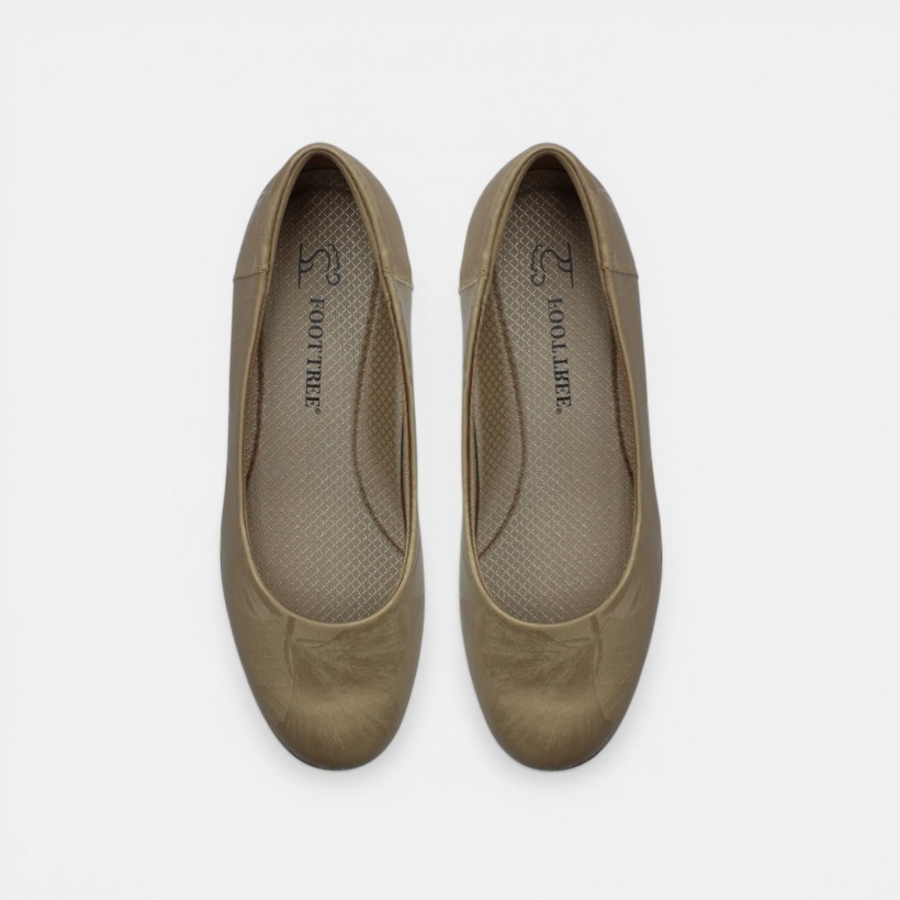 Sylva Low Heel Pumps - Gold Floral